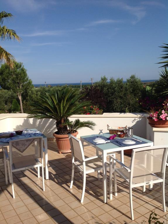 B&B Villa Colfiorito Gallipoli Exterior photo